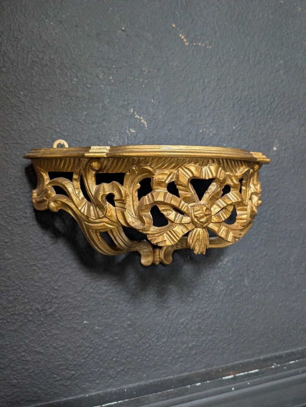 Vintage Italian Gold Hanging Wall Shelf Console Scrolling Acanthus Gold Plastic